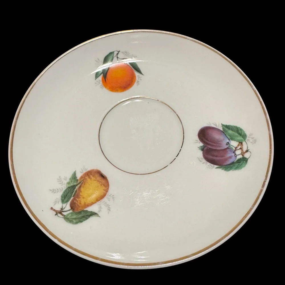 Vintage Jaeger Co. Bavaria Crown E&R Footed Fruit Pattern 4 Teacups with Saucers